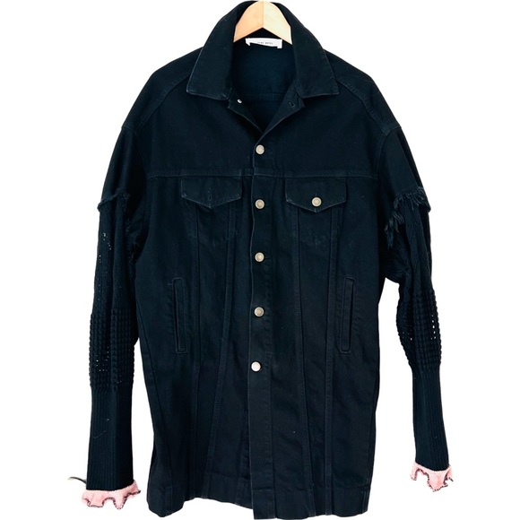NWOT CIRCUS HOTEL Oversized Denim Jacket Crochet Sleeves in Black Size XS - Picture 7 of 16